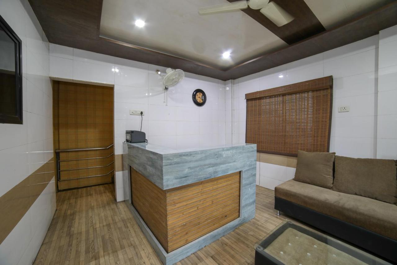 Oyo Flagship Hotel Chandani Rāipur Zewnętrze zdjęcie