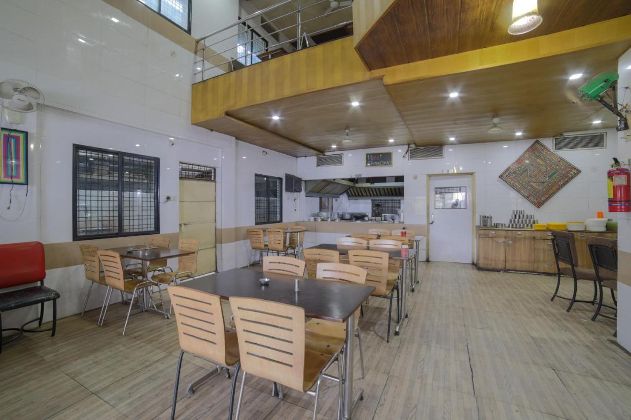 Oyo Flagship Hotel Chandani Rāipur Zewnętrze zdjęcie