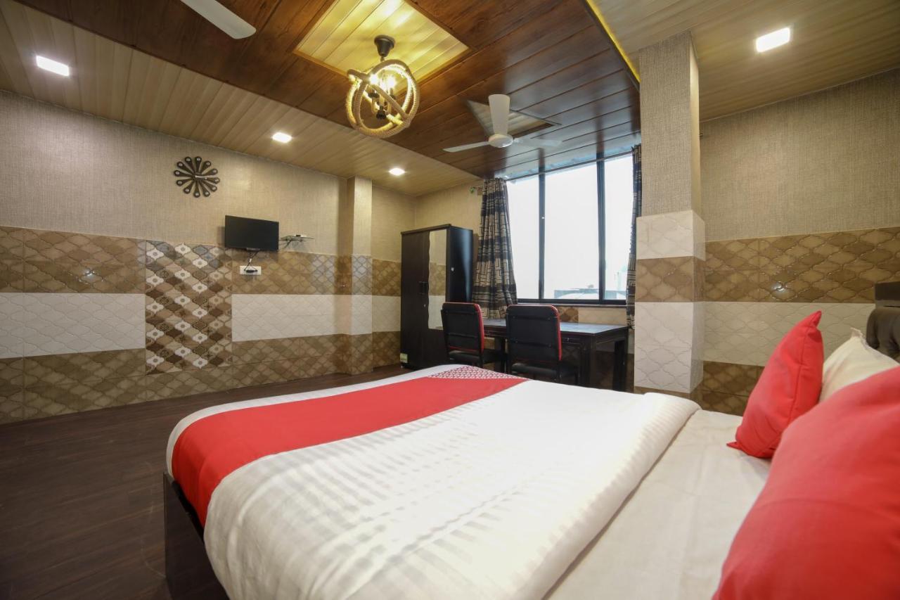 Oyo Flagship Hotel Chandani Rāipur Zewnętrze zdjęcie