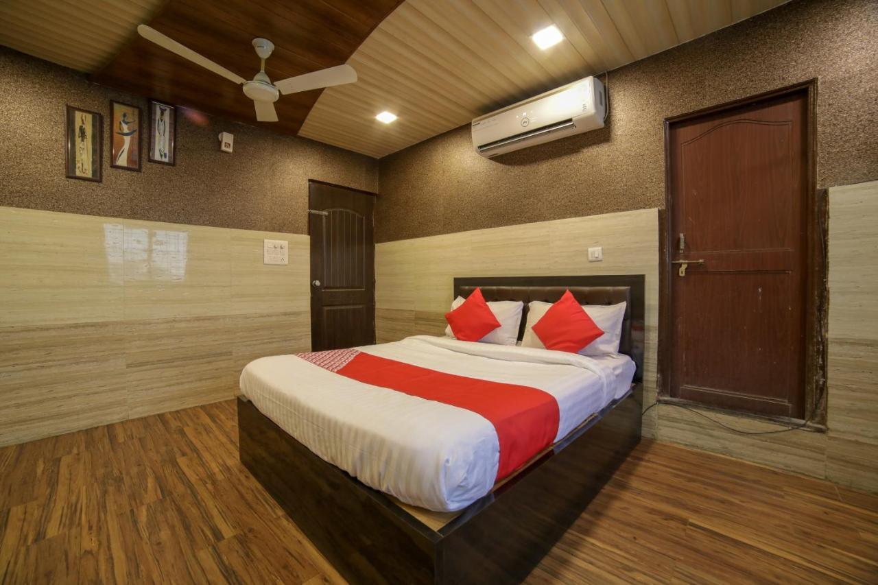 Oyo Flagship Hotel Chandani Rāipur Zewnętrze zdjęcie